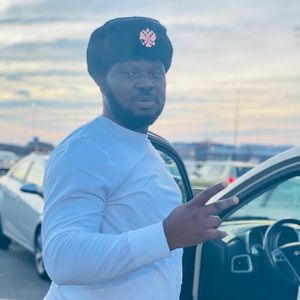 Meet your Posher, Cheick